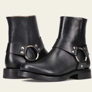 Frye Veronica O Ring Harness Short Ankle Moto Booties Boots Black 7 NEW